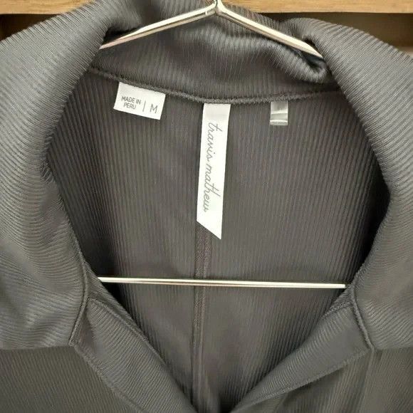 Travis Mathew Barcelona Golf Polo Fitted Ribbed V-neck Stretch Gray Medium - Picture 4 of 6